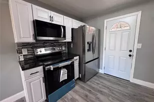 708 Martin L King Jr Ave, Lakeland, FL 33815 - Photo 6