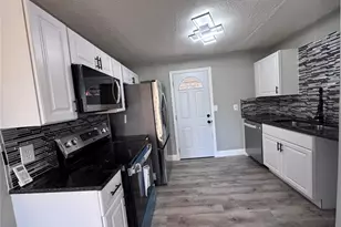 708 Martin L King Jr Ave, Lakeland, FL 33815 - Photo 8