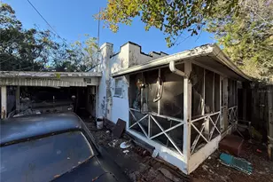 2327 Everett St, Lakeland, FL 33801 - Photo 2