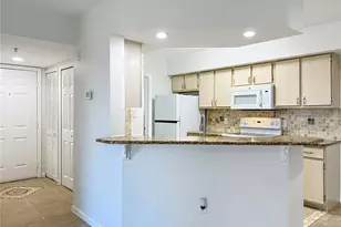 12603 Crest Springs Ln, Orlando, FL 32828 - Photo 10