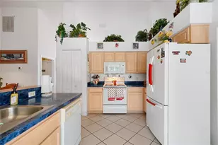 2902 Evans Way, Kissimmee, FL 34758 - Photo 10