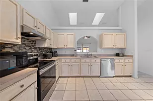 2708 Kayak Ct, Saint Cloud, FL 34772 - Photo 40