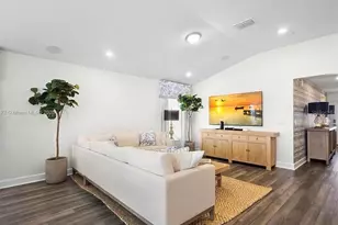 9100 Oscraft Dr, Davenport, FL 33896 - Photo 10