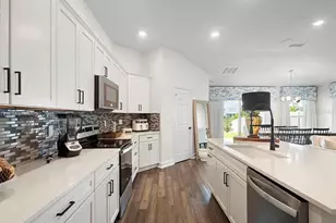 9100 Oscraft Dr, Davenport, FL 33896 - Photo 6