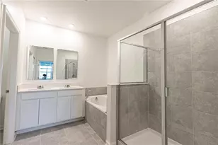 462 Bogey Dr, Davenport, FL 33896 - Photo 8