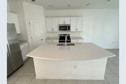 2946 Canary Avenue, Davenport, FL 33837 - Photo 4