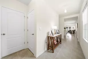 7104 Cattle Egret Dr, Harmony, FL 34773 - Photo 4