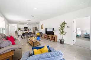 7104 Cattle Egret Dr, Harmony, FL 34773 - Photo 12