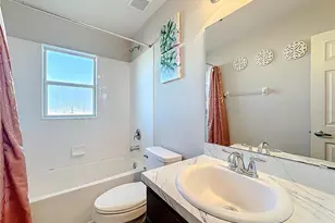 389 St Georges Cir, Eagle Lake, FL 33839 - Photo 14