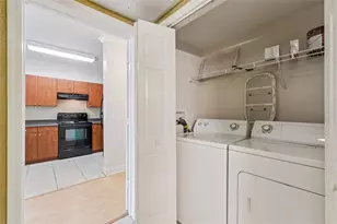 202 E South St, Orlando, FL 32801 - Photo 22