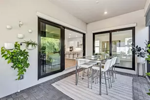 1115 Seagrape Dr, Ruskin, FL 33570 - Photo 18