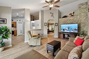 4215 Settlers Ct, Saint Cloud, FL 34772 - Photo 14