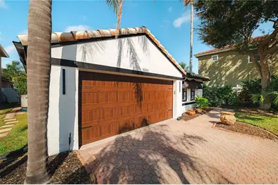 5806 Cay Cove Court, Tampa, FL 33615 - Photo 4