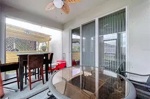 472 NW 6th Ave NW, Ruskin, FL 33570 - Photo 72