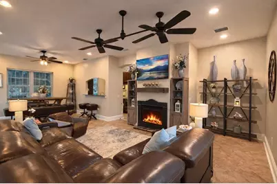 1420 Reunion Boulevard, Reunion, FL 34747 - Photo 10