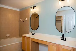 2820 Varsity Terrace, Deltona, FL 32738 - Photo 8