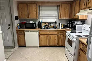 2513 Rio Pinar Lakes Blvd, Orlando, FL 32822 - Photo 6