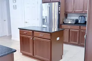 7637 St Stephens Ct, Orlando, FL 32835 - Photo 12