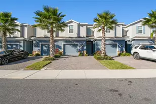 1820 Holden Ridge Ln., Clermont, FL 34715 - Photo 2