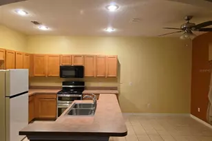 2711 Star Grass Cir, Kissimmee, FL 34746 - Photo 2