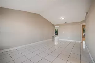 117 Pansy Ct, Kissimmee, FL 34743 - Photo 4
