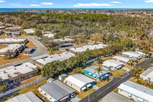 4409 Tucker Square, New Port Richey, FL 34652 - Photo 4