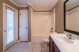 6940 Bently Dr, Lakeland, FL 33809 - Photo 18