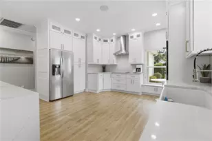 4575 Lake Shore Dr, Saint Cloud, FL 34772 - Photo 8