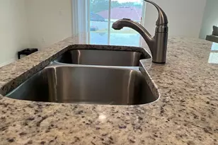 2131 Doe Run Dr, Davenport, FL 33837 - Photo 8