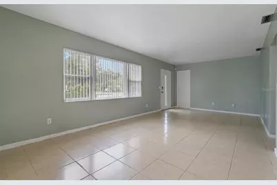 2285 Avenue C SW, Winter Haven, FL 33880 - Photo 4