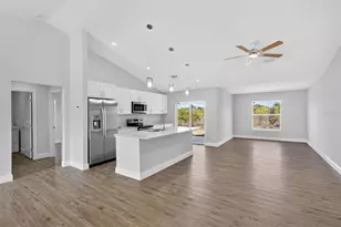 375 Denver Dr, Port Charlotte, FL 33954 - Photo 10