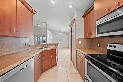 8332 Southern Forest Drive, Orlando, FL 32829 - Photo 14