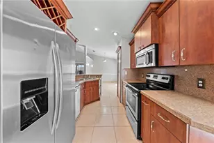 8332 Southern Forest Dr, Orlando, FL 32829 - Photo 16