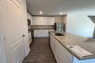 635 Bay Leaf Dr, Poinciana, FL 34759 - Photo 4