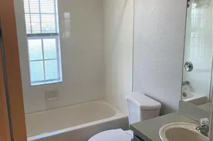 3001 Laurel Run Ln, Kissimmee, FL 34741 - Photo 18