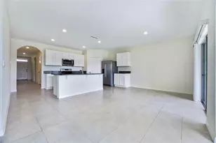 652 Greymount St, Davenport, FL 33837 - Photo 6