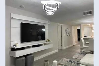 126 1st Street E #210, Tierra Verde, FL 33715 - Photo 10