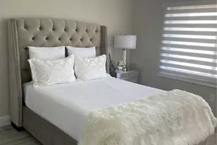 126 1st St E, Tierra Verde, FL 33715 - Photo 18