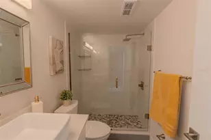 126 1st St E, Tierra Verde, FL 33715 - Photo 30