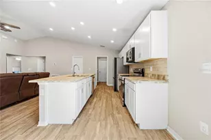 1035 Tropea Ln, Auburndale, FL 33823 - Photo 12