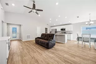 1035 Tropea Ln, Auburndale, FL 33823 - Photo 8