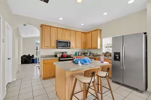 2109 Woodsedge Dr, Kissimmee, FL 34746 - Photo 12