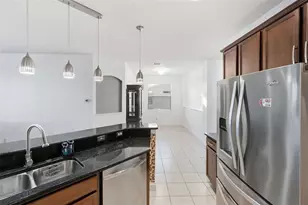 4737 Blackthorn Cir, Kissimmee, FL 34758 - Photo 8