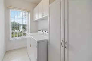 325 Azincourt Ln, Kissimmee, FL 34759 - Photo 22