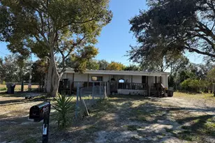 9013 Burr Dr, Polk City, FL 33868 - Photo 1