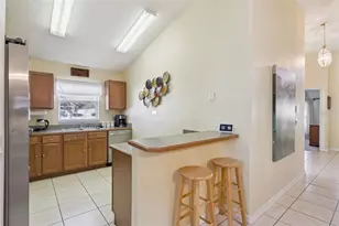 8122 Pomo Dr, Kissimmee, FL 34747 - Photo 10