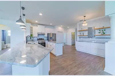 570 Sanctuary Boulevard, Winter Haven, FL 33881 - Photo 6