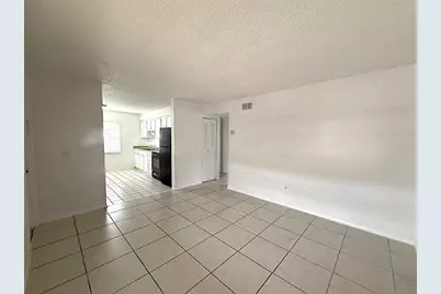 720 Michigan Court #4, Saint Cloud, FL 34769 - Photo 4