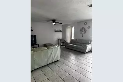 1048 Wakefield Circle, Deltona, FL 32725 - Photo 4