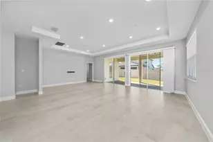4836 Shady Pnes Dr, Saint Cloud, FL 34772 - Photo 4